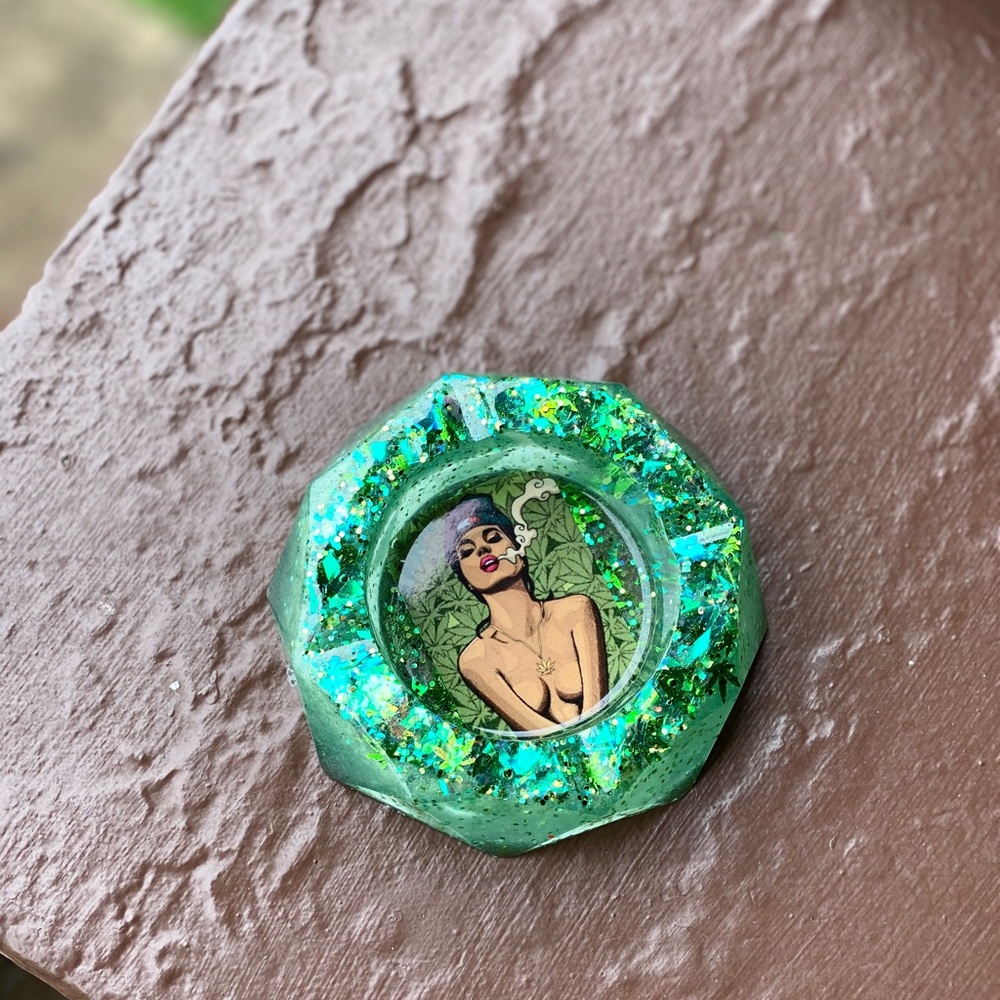 Custom designs - Picture 3 of 11